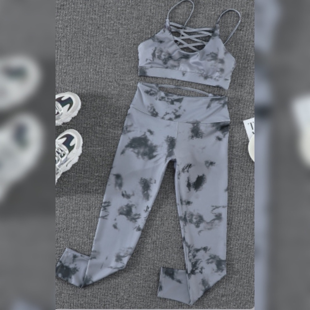 Yoga Set - Picture 3 of 6
